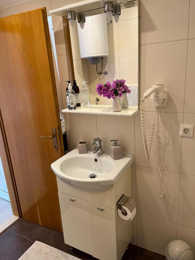 Studio Apartment Sol Mlini Eksteriør billede